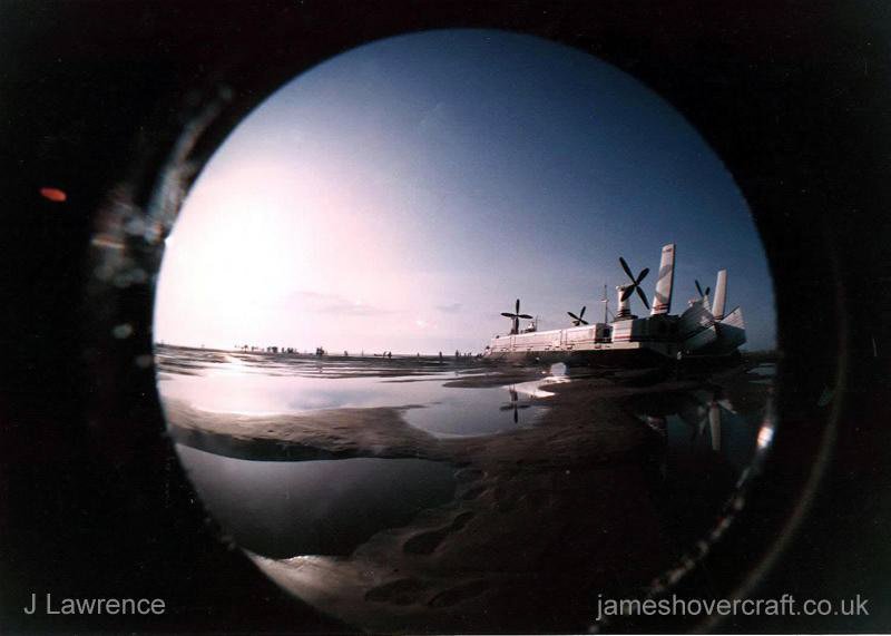 The SRN4 on the Goodwin Sands - Fisheye shot (submitted by Pat Lawrence).